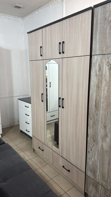 шкафы для одежды фото: Шкафы 1.30:2.15 — 14