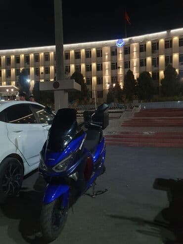 скутер мопед ош: Макси-скутер 150 куб. см, Бензин, Б/у — 1