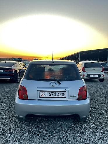 Продажа авто: Toyota Ist: 2002 г., 1.3 л, Автомат, Бензин, Хэтчбэк — 5