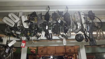 домкрат для машины: Замок капот . на Марк2 Х90 . Чайзер Х90 . Марк2 Х100 . Чайзер Х100 — 1