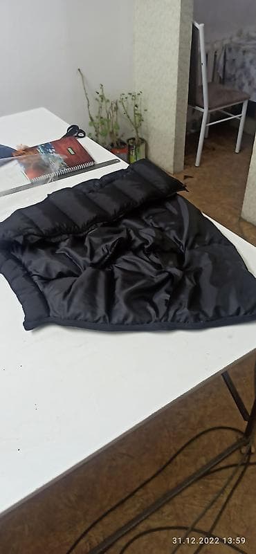 мужской одежды: Продаю мужские жилетки,безрукавки утеплитель халофайбер размер — 2