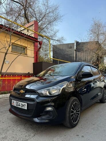мотоцикл с автоматической коробкой передач: Chevrolet Spark: 2017 г., 1 л, Автомат, Бензин, Хетчбек — 7