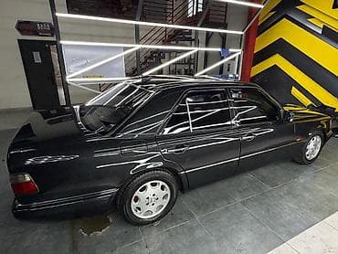 Mercedes-Benz W124: 1995 г., 2.2 л, Механика, Бензин, Седан — 6