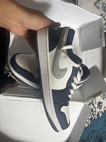 футболка 20 жылдық: Эркектердин кроссовкасы, 42, Nike, Жаңы, түсү - Көк — 2