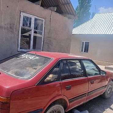mazda 325: Mazda 626: 1985 г., Механика, Лифтбек — 8