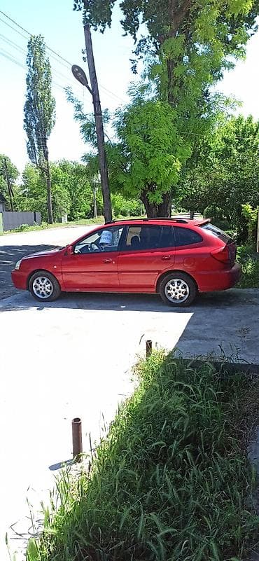 Транспорт: Kia Rio: 2005 г., 1.3 л, Кол менен иштөөчү, Бензин, Универсал — 3