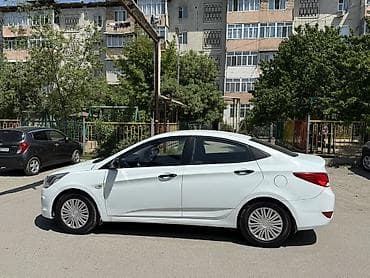 honda 2018: Hyundai Solaris: 2015 г., Бензин, Седан — 5