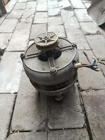 Электродвигатель с ременным шкивом Описание: -