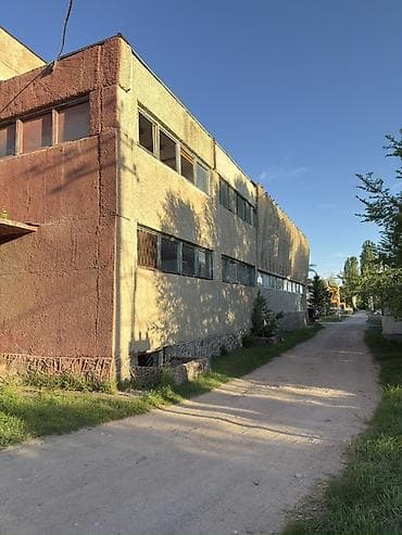 Здание, 1027 м² — 3
