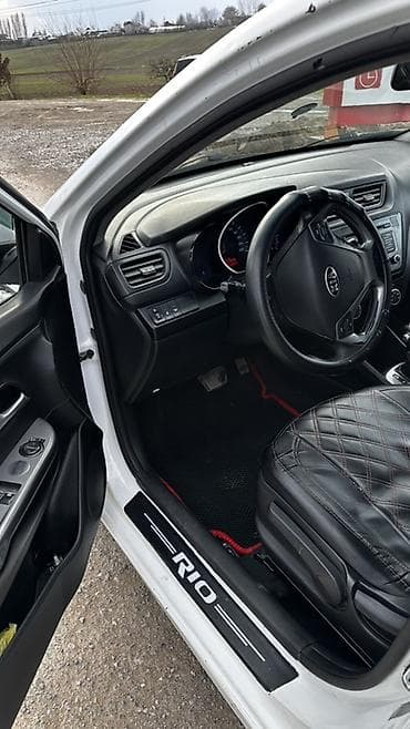 Kia Rio: 2017 г., 1.6 л, Автомат, Бензин, Седан — 6