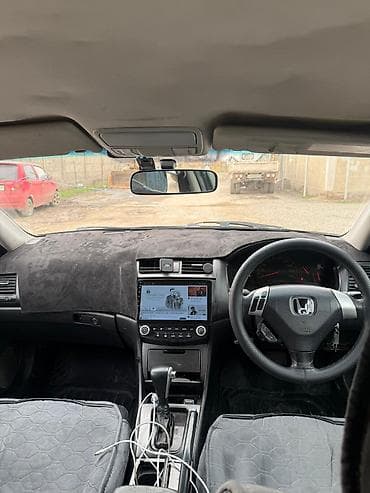2 8: Honda Accord: 2003 г., 2.4 л, Автомат, Бензин, Универсал — 5
