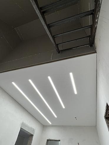 трек потолок: Натяжные потолки с интегрированным освещением - Бесщелевые и теневые — 2