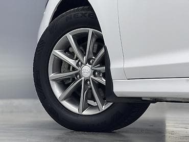 Hyundai Sonata: 2023 г., 2 л, Автомат, Газ, Седан — 6