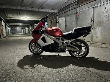 Кумурска мотороллер: Спортбайк Honda, 1000 куб. см, Бензин, Чоңдор үчүн, Колдонулган — 2