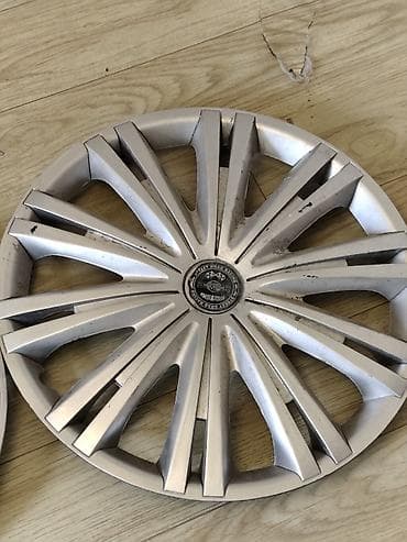 колпаки на r15: Колпаки R 16, Б/у, Комплект — 3