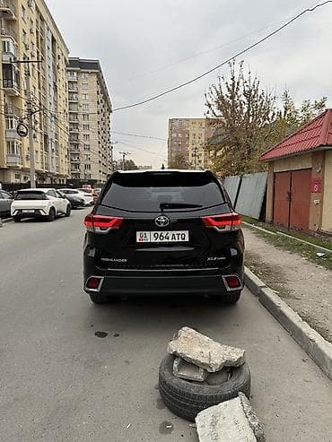 infinity fx35: Toyota Highlander: 2018 г., 3.5 л, Автомат, Бензин, Кроссовер — 3