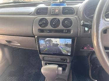 infinity fx: Nissan March: 1997 г., 1 л, Автомат, Бензин, Хэтчбэк — 10