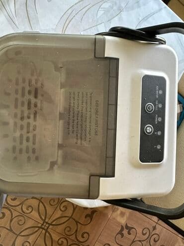 дополнительный капучинатор для кофемашины: Портативный льдогенератор TriTower белого цвета, предназначенный для — 4