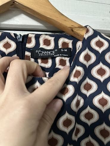 Платье миди с принтом - Свободный А-силуэт с ярусной (многоярусной) — 6