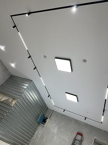 трек потолок: Линейная трековая система освещения для потолка - Встроенные в — 1