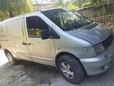 два авто: Mercedes-Benz Vito: 2001 г., 2.2 л, Механика, Дизель, Фургон — 2