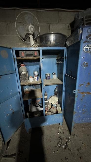 Шкаф для инструментов, Б/у, В наличии