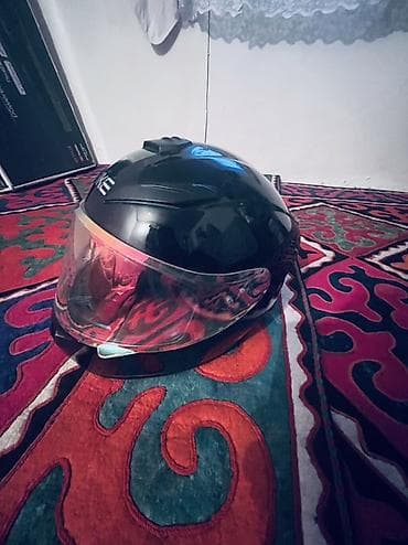 каски цена: Мотошлем — 3