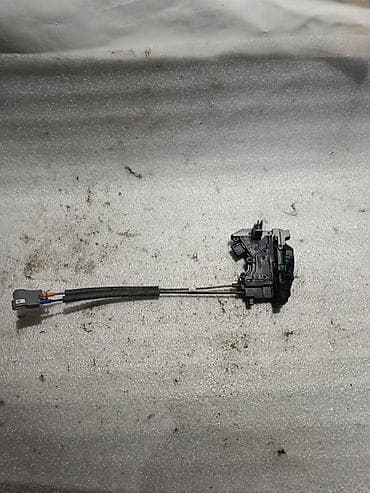 tucson: Замок двери Hyundai 2017 г., Оригинал — 2