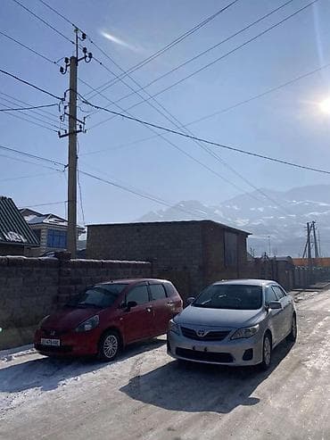 Toyota: Toyota Corolla: 2011 г., 1.3 л, Механика, Бензин, Седан — 3