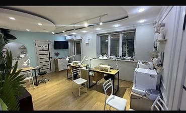 пл: Косметологическая студия 70 м², 3 комнаты, С ремонтом, Частично с оборудованием, Многоэтажное жилое здание, Отдельный вход — 4