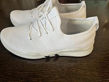 Кроссовки, 40, Новый, цвет - Белый, Самовывоз