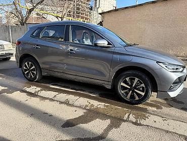 karina e: BYD E2: 2025 г., Электромобиль, Хэтчбэк — 4