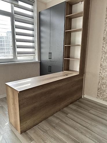 stol: Комплект офисной мебели, Б/у, Шкаф, ДСП, Самовывоз, Платная доставка, цвет - Серый — 2