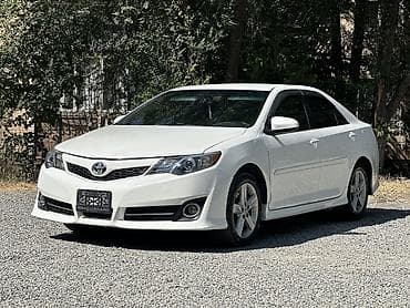 Toyota Camry: 2013 г., 2.5 л, Автомат, Бензин, Седан at lalafo.kg Toyota Camry: 2013 г., 2.5 л, Автомат, Бензин, Седан