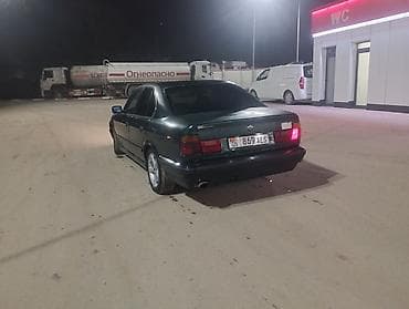 бмв м1: BMW 5 series: 1991 г., 2 л, Механика, Седан — 1