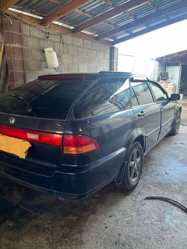 с вашей доплатой: Honda Accord: 1999 г., 2.3 л, Автомат, Универсал — 3