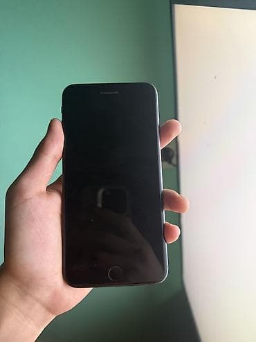 iphone 8 купить: IPhone 8 Plus, Б/у, 64 ГБ, Черный, Зарядное устройство, Чехол, 100 % — 2