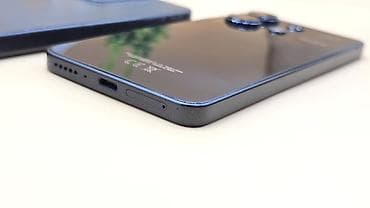 nokia x30: Redmi, Redmi Note 13, Б/у, 256 ГБ, цвет - Черный, 2 SIM — 4