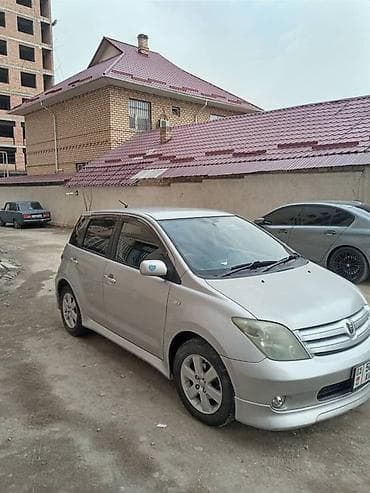 platz vitz: Toyota Ist: 2002 г., 1.3 л, Автомат, Бензин, Хэтчбэк — 2