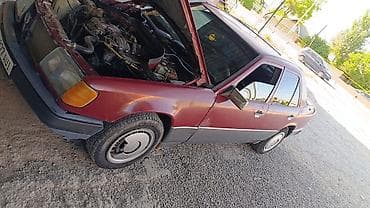 Mercedes-Benz W124: 1988 г., Седан — 4