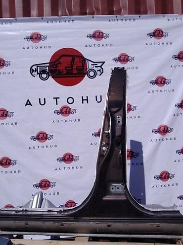 Стойка кузова Toyota, Оригинал