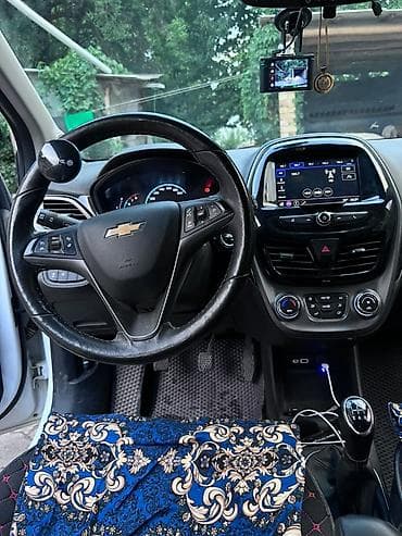 gps treker: Chevrolet Spark: 2019 г., 1 л, Механика, Бензин, Хэтчбэк — 10