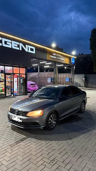 Volkswagen Jetta: 2016 г., 1.4 л, Автомат, Бензин, Седан at lalafo.kg Volkswagen Jetta: 2016 г., 1.4 л, Автомат, Бензин, Седан
