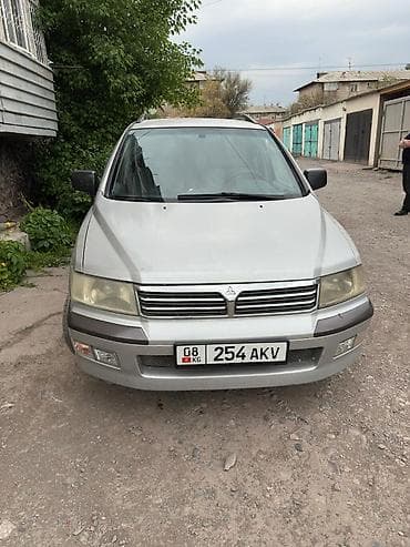 водный катер: Mitsubishi Space Wagon: 2000 г., 2.4 л, Автомат, Бензин, Минивэн — 4
