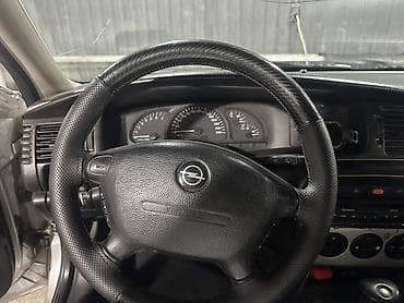 Транспорт: Opel Vectra: 2000 г., 2 л, Автомат, Газ, Седан — 8