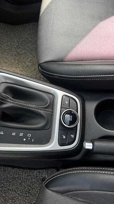 Унаа сатуу: Hyundai Venue: 2019 г., 1.6 л, Автомат, Бензин, Кроссовер — 10
