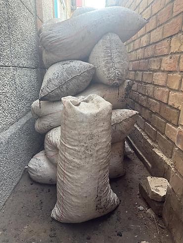 продаю кукурузы: Угольный продукт в мешках - Топливо: каменный уголь (дроблёная — 2