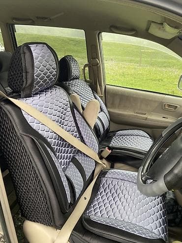 elantra n: Toyota Noah: 2003 г., 2 л, Автомат, Бензин, Минивэн — 7