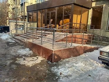 Готовые перила: Поручни из нержавейки! Поручни из нержавейки необходимо устанавливать — 3