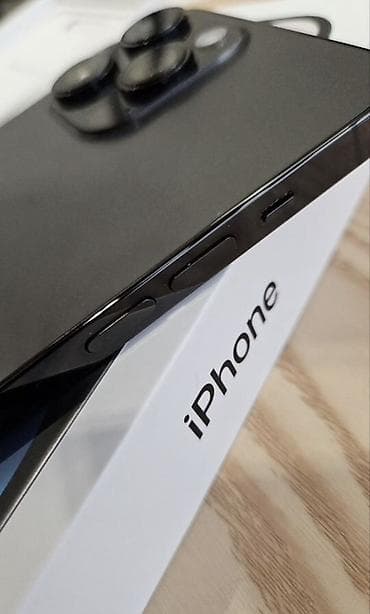 наушник микро: IPhone 14 Pro Max, Б/у, 256 ГБ, Black Titanium, Кабель, Коробка, 87 % — 3